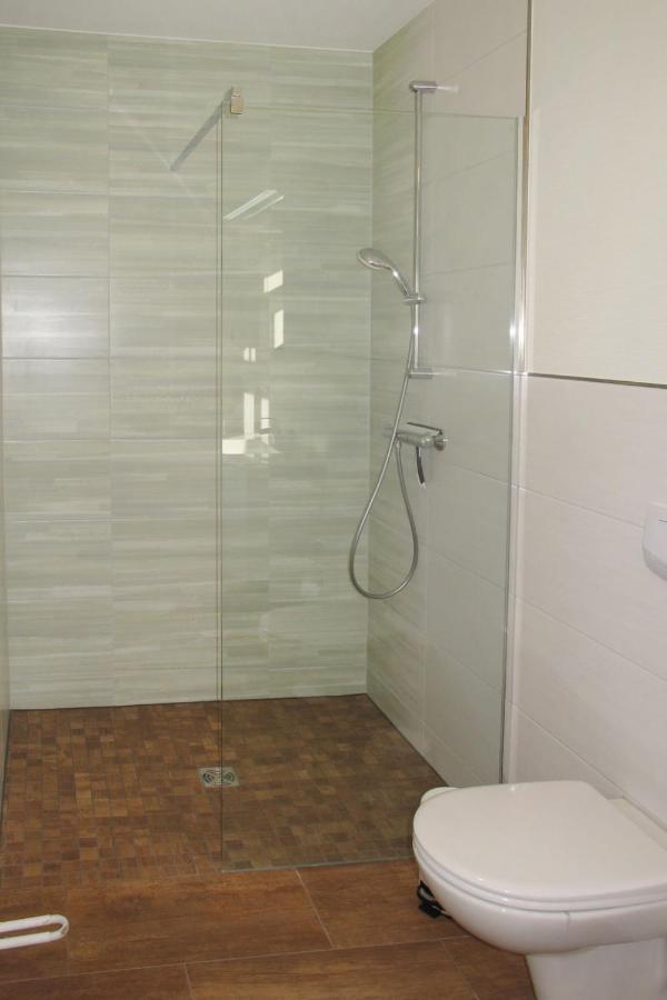 Zarrentin  Apartment Altherscher Hof-3 By Interhome מראה חיצוני תמונה